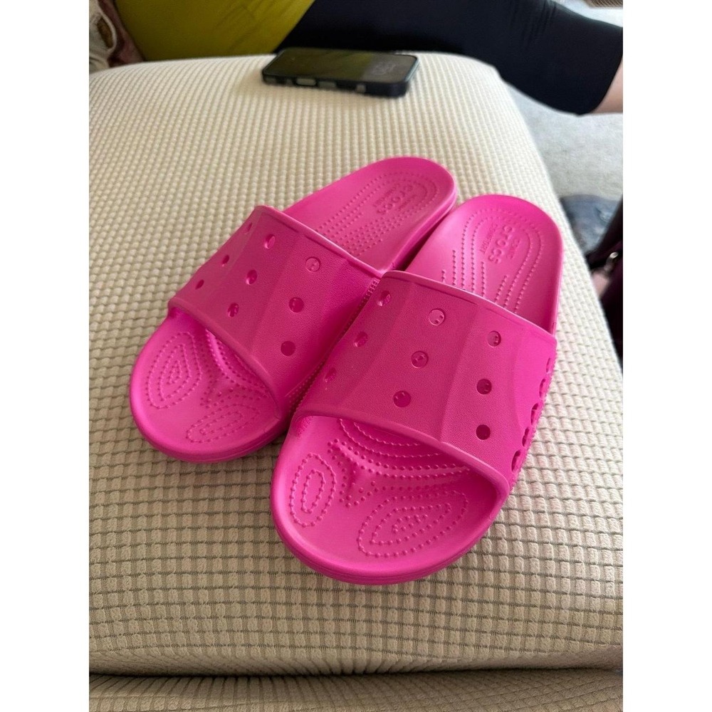 Crocs Women's Pink Slides Sandals women's Size 9 nwot